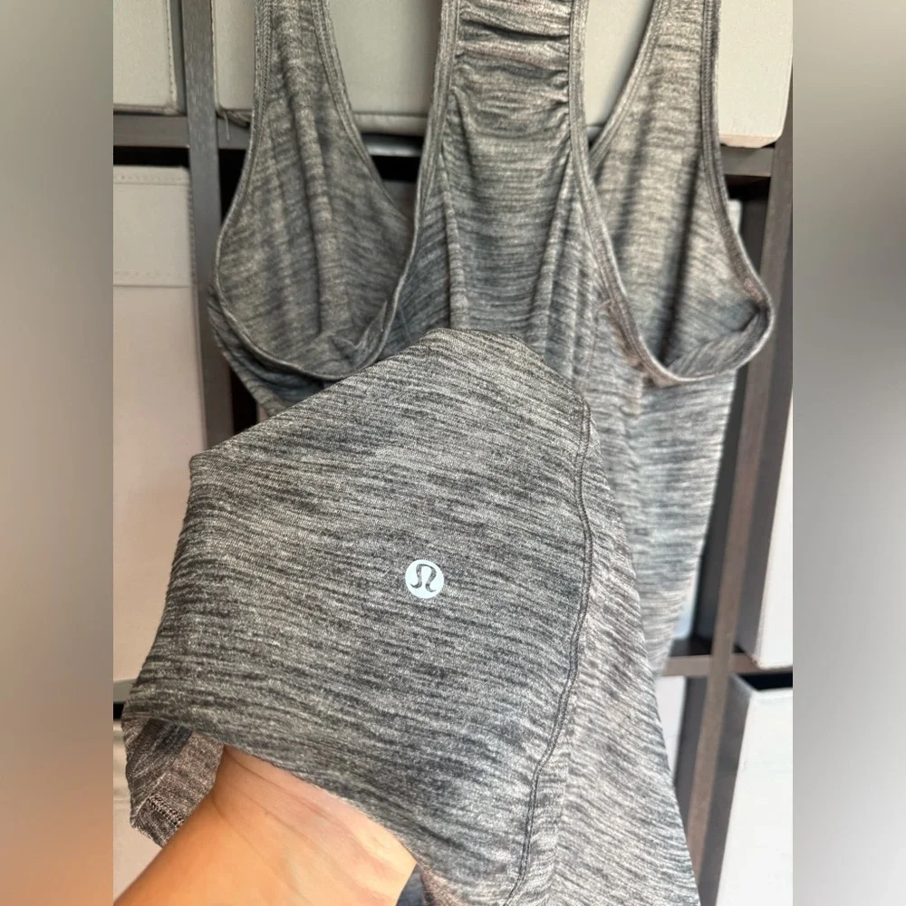 ๐ Lululemon Racerback Tank - Picture 4 of 4